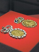 Наградные медали для полковников за сражение при Калише в 1706 г. Золото, вдохновленное военными победами. Фото Дарья Курдюкова.