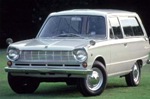 Кузов автомобиля Mitsubishi Colt 800 Van больше напоминал универсал, но поскольку имел лишь две боковые двери, получил название фастбек.